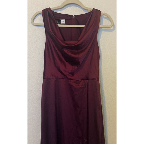 Celebrate DB Studio Long Formal Gown Women’s 2 Burgundy Satin Maxi Dress - Picture 2 of 6